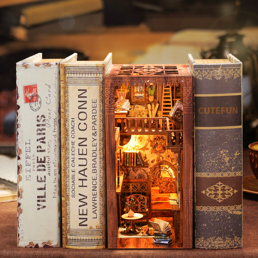 Lysliv DIY Book Nook Kit | Eternal Bookstore