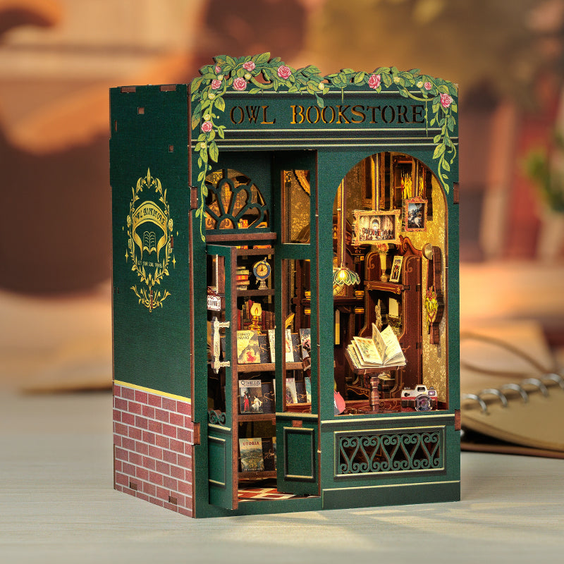 Lysliv DIY Book Nook Kit | Owl Bookstore