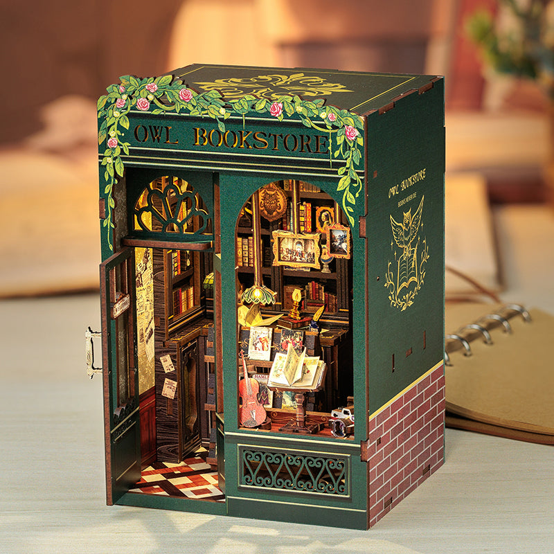 Lysliv DIY Book Nook Kit | Owl Bookstore
