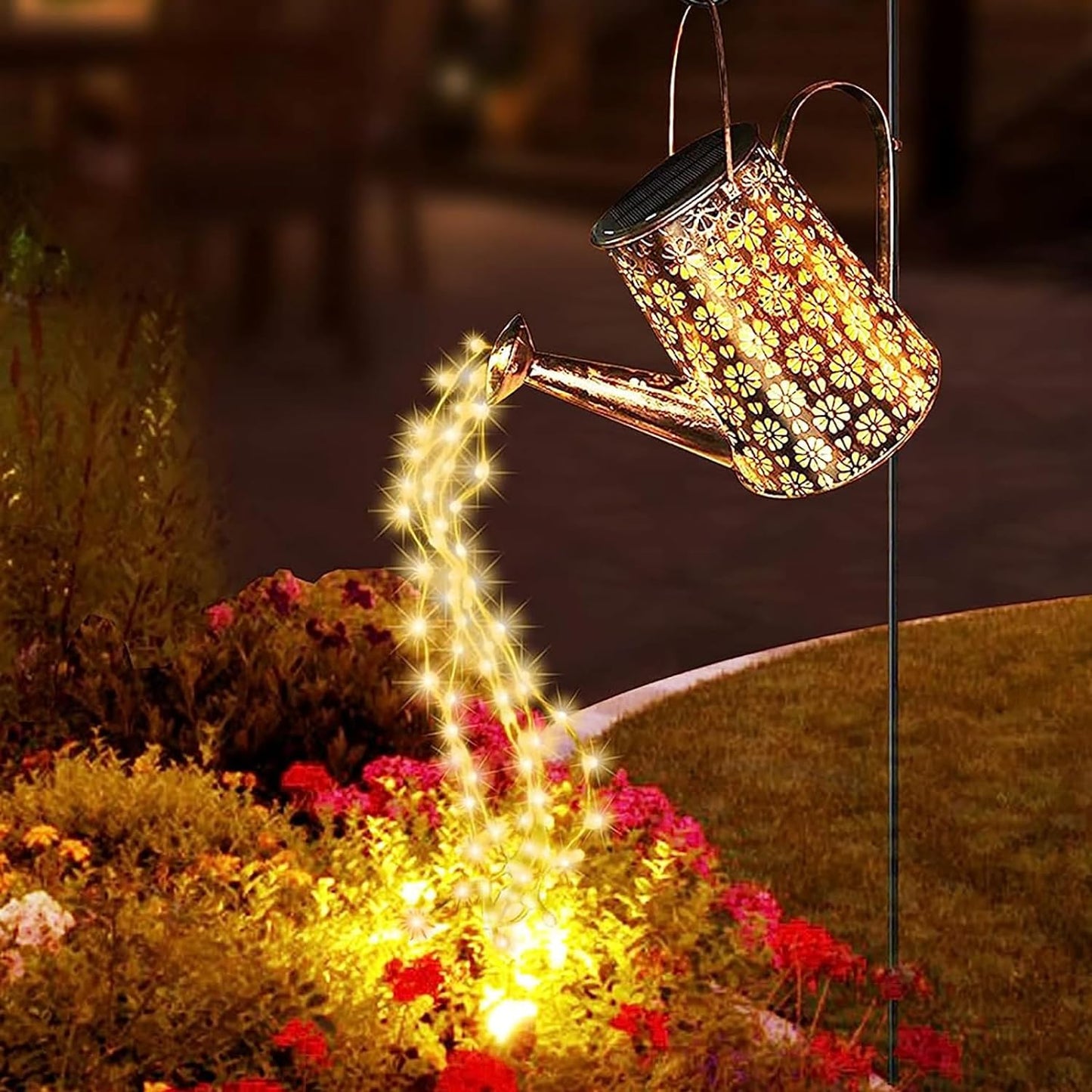 Solar Watering Can Light (Daisy)